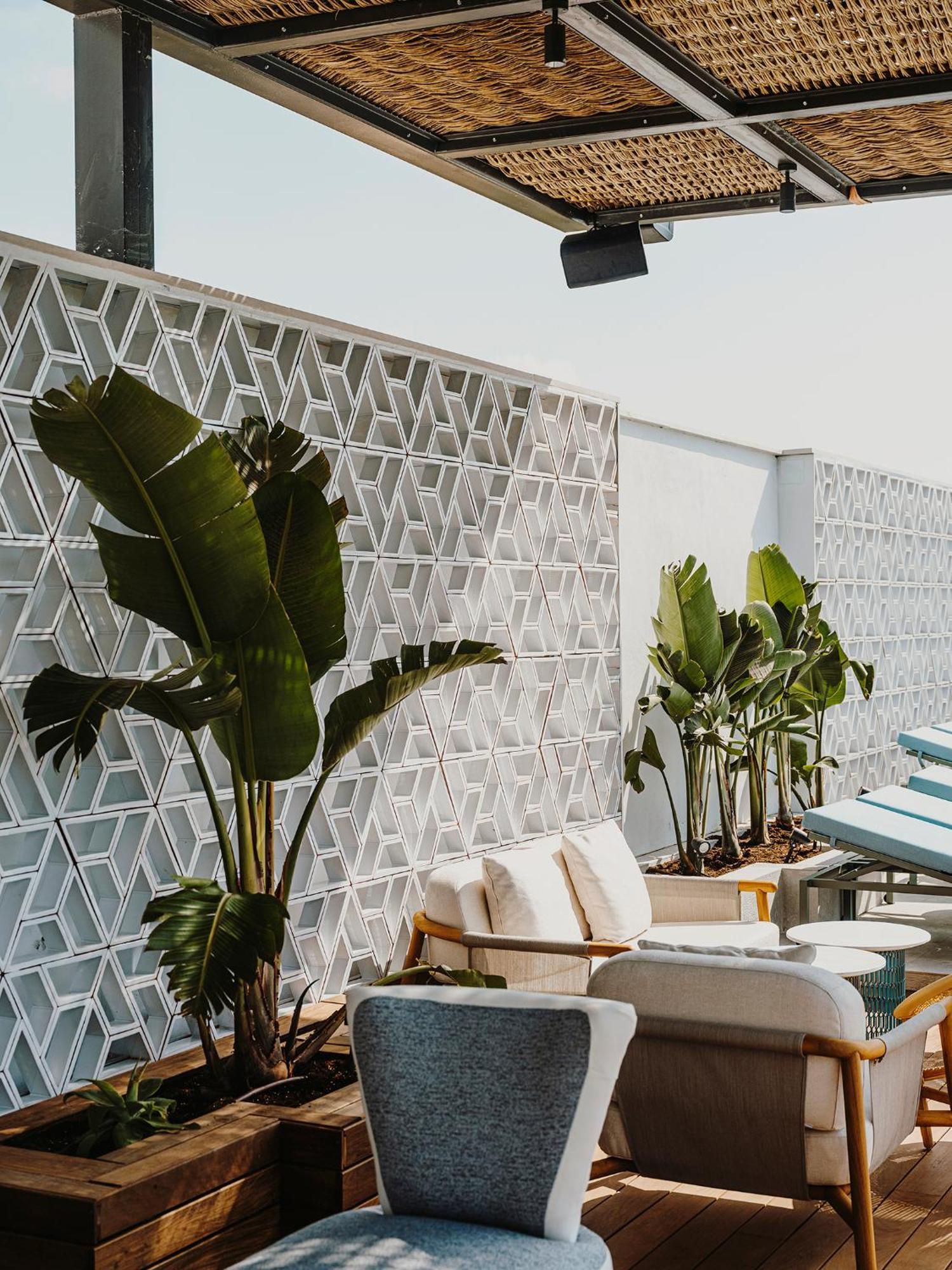 Aguas De Ibiza Grand Luxe Hotel - Small Luxury Hotel Of The World Santa Eularia des Riu Esterno foto The interior of the hotel