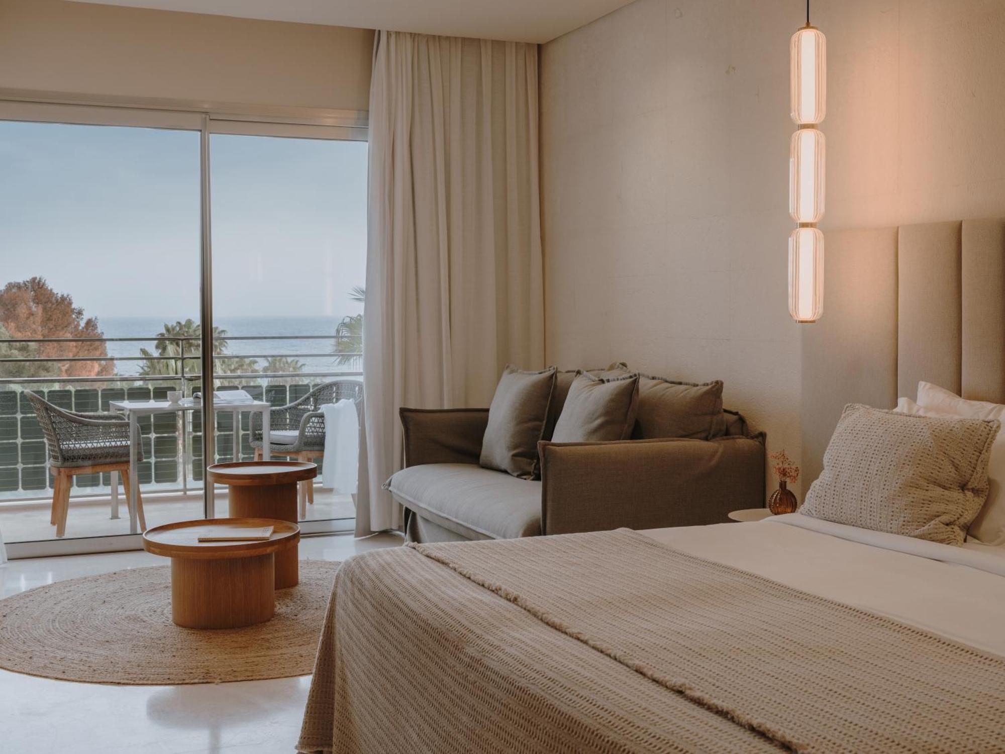 Aguas De Ibiza Grand Luxe Hotel - Small Luxury Hotel Of The World Santa Eularia des Riu Esterno foto